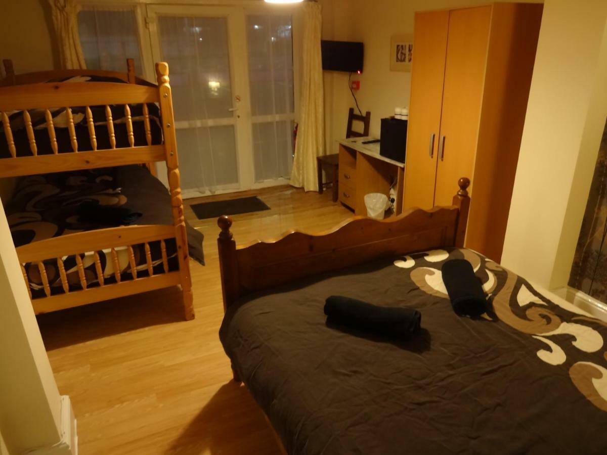 Travellers Rest Motel 2*